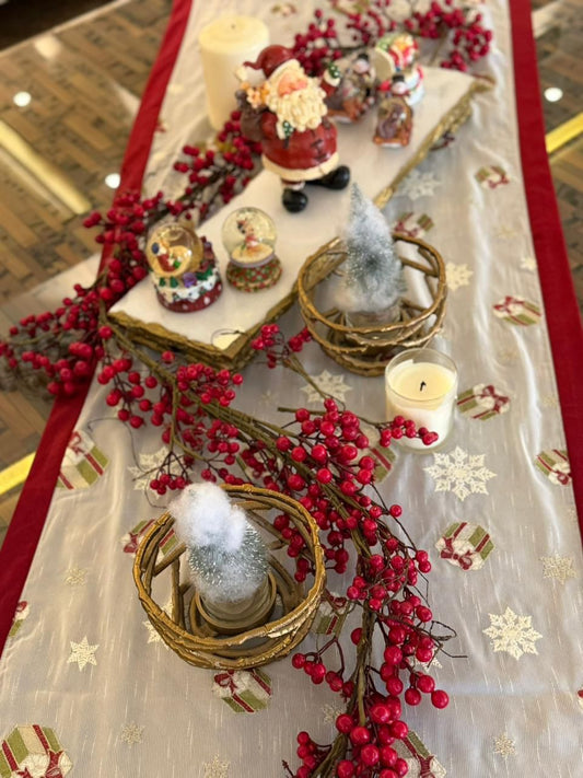 Christmas Gifts Runner