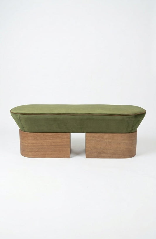 Entangled Growth Banquette