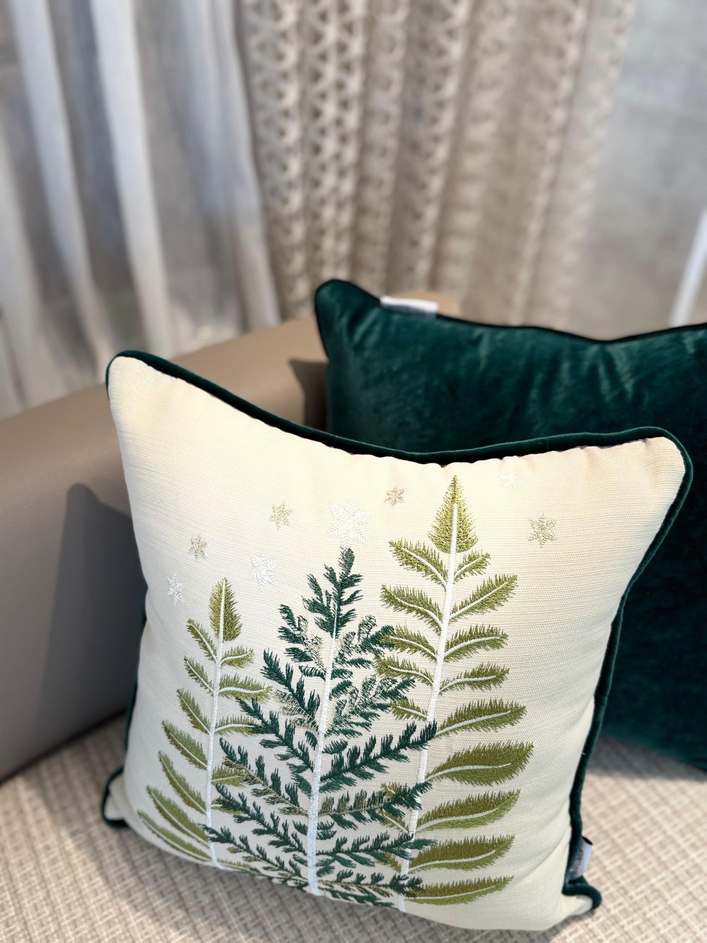 Christmas Tree Cushion