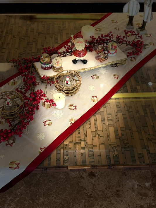 Christmas Gifts Runner